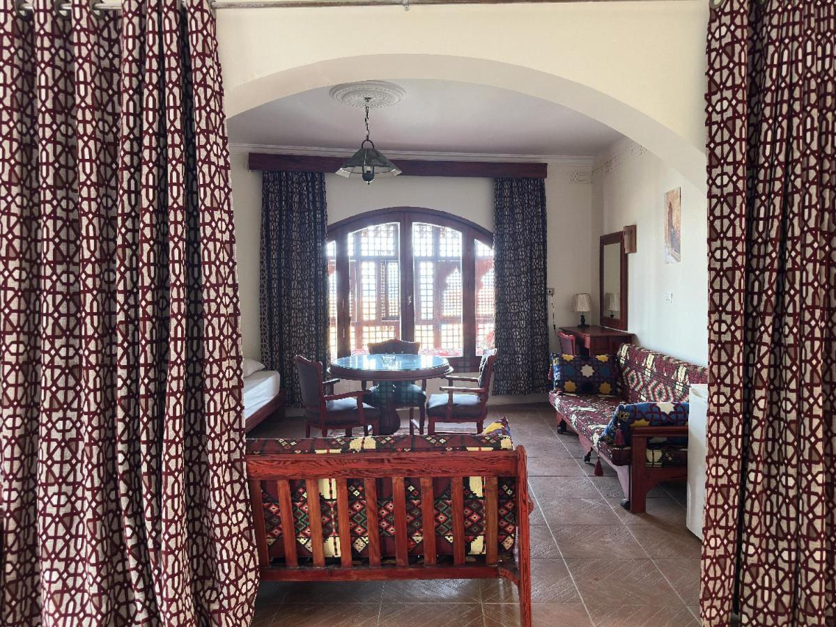 Ali Baba Hotel Dahab Exterior photo