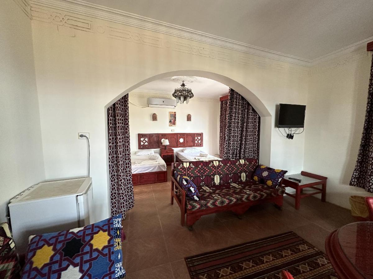 Ali Baba Hotel Dahab Exterior photo